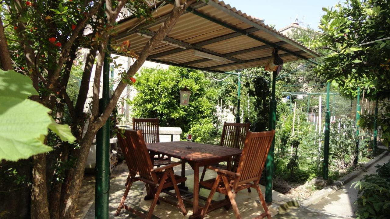 Apartman Paro Спліт Екстер'єр фото